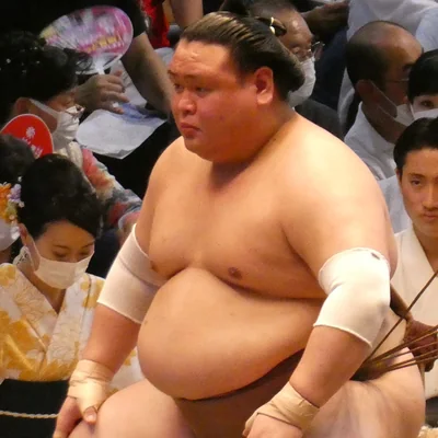 荒篤山　太郎の顔写真