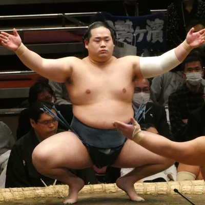 錦富士　隆聖の顔写真