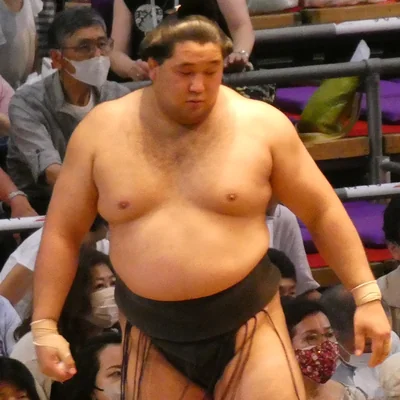 狼雅　外喜義の顔写真