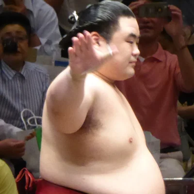 隆の勝　伸明の顔写真